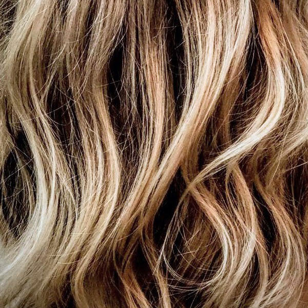 Balayage In 3 Schritten Zum Naturlich Schonen Look Soulmates